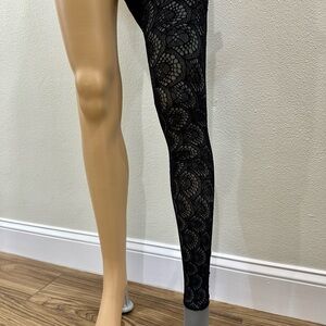 Gucci Midnight Black Lace Footless Leggings